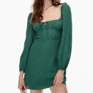 Aritzia Sunday Best Delilah Dress Size Large Green Longsleeve Babydoll Mini